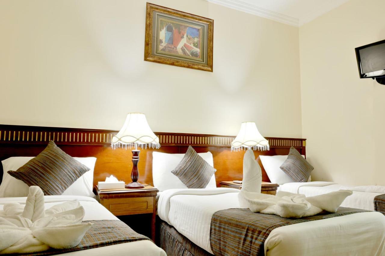 Hayah Taibah Hotel Medina Bagian luar foto